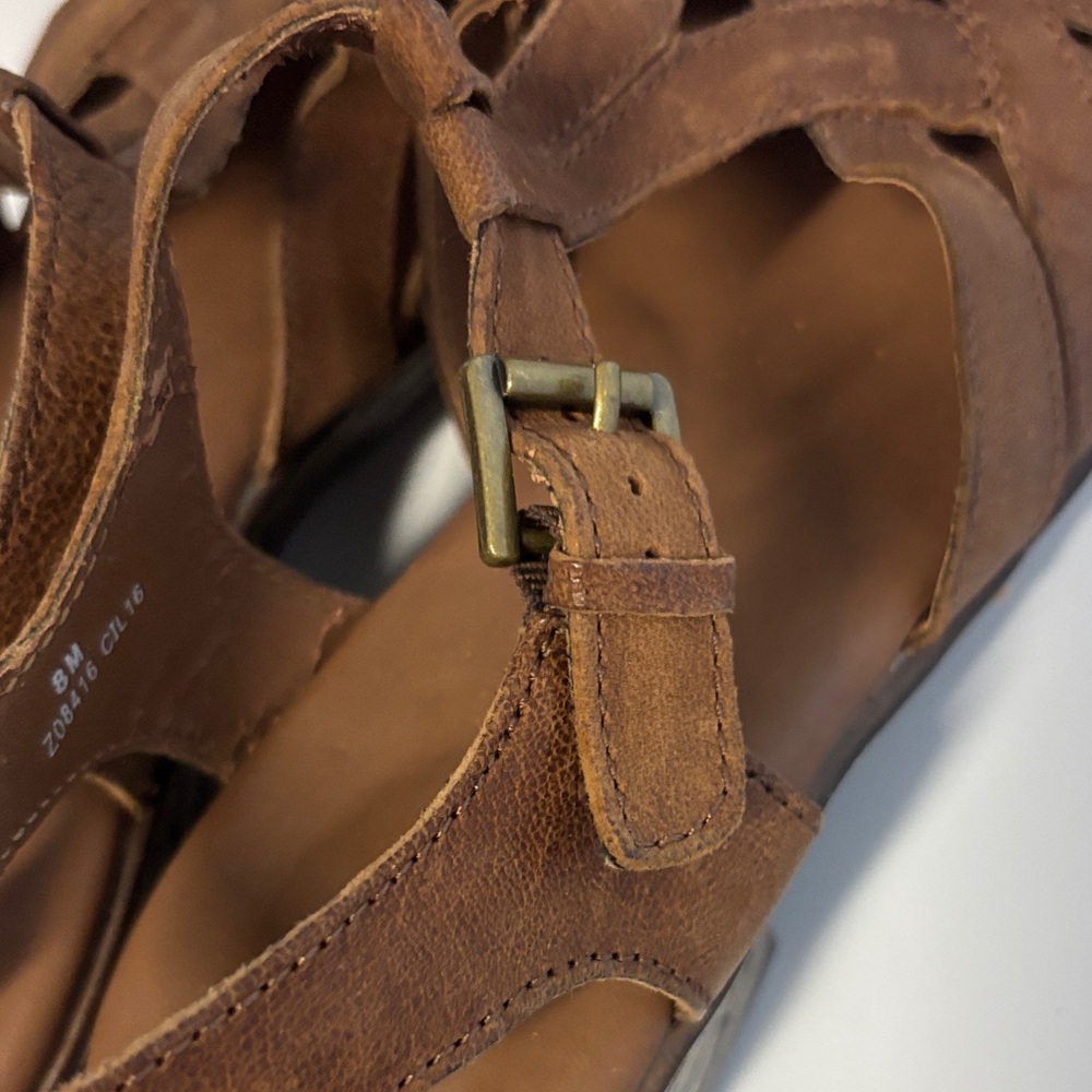 b.o.c. Women's Tan Leather Sandals sz 8 - Picture 9 of 9